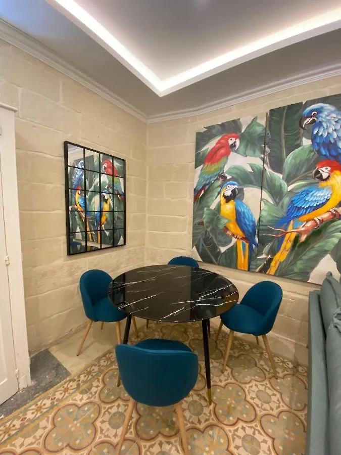Apartamento Typical Maltese Maisonette In St.Julians St. Julian's
